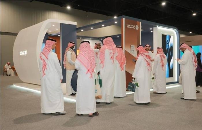 اقتصاد واسواق المال | مجموعة القحطاني القابضة راعيا بلاتينيا لمعرض وظائف 2026 دعما للكفاءات الوطنية | الخليج الان