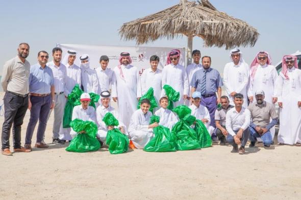 قطر الان | البيئة تنظم حملة لتنظيف شاطئ زكريت | الخليج الان